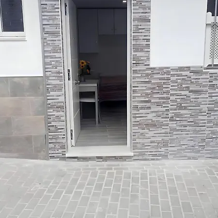 Estudio Y Cerca De La Playa Apartment *